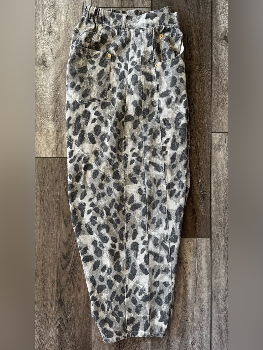 Like Love Animal Print Barrel Jeans Wo’s MEDIUM Baggy Wide Leg Pants High-Rise - Picture 13 of 15